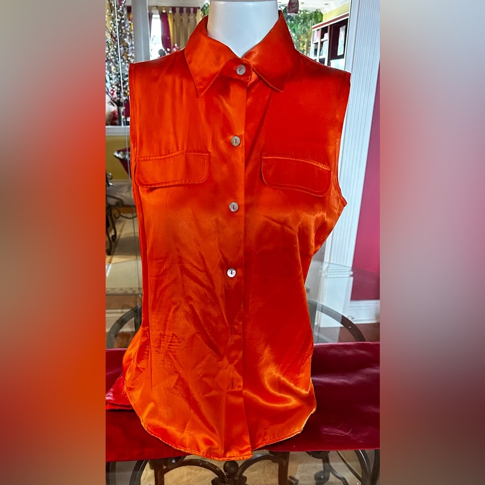 MODA INTERNATIONAL WOMEN ORANGE SLEEVELESS SHIRT SIZE M